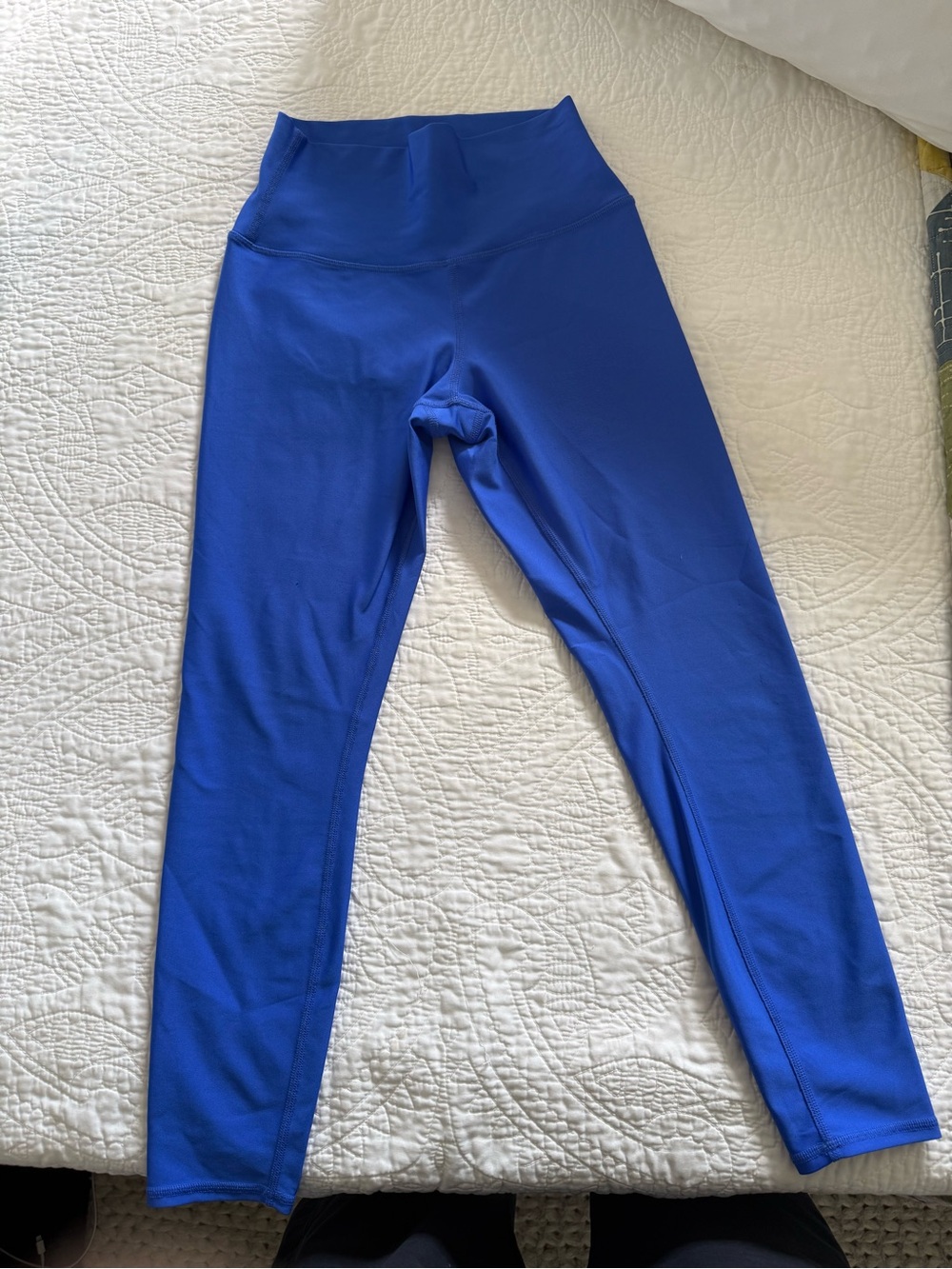 Blue ALO 7/8 high waist airlift leggings